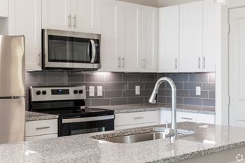 Farmhouse sink